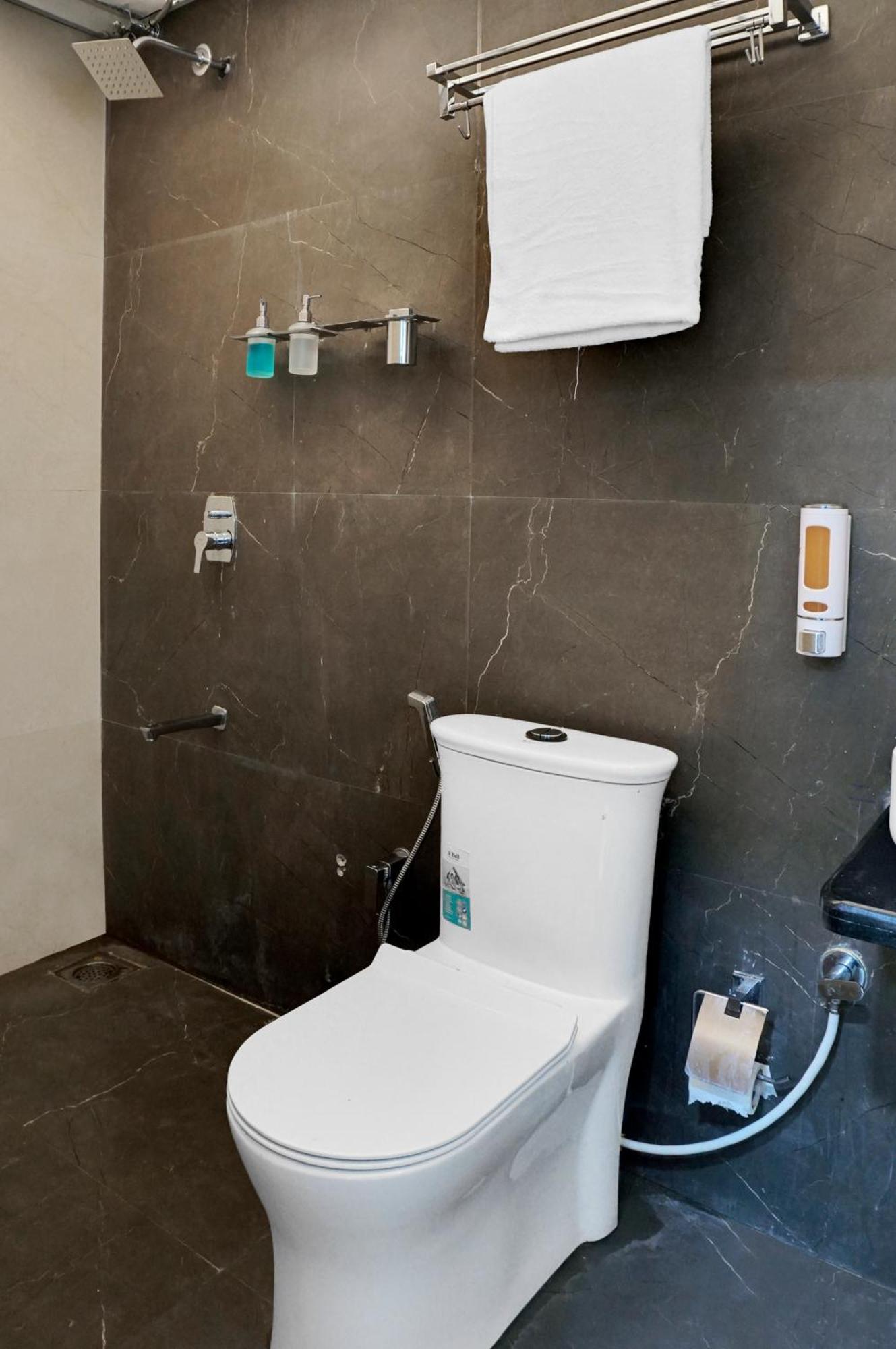 Hotel Sayba Executive Púna Exteriér fotografie